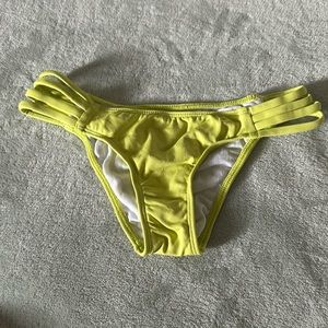 Bikini bottoms